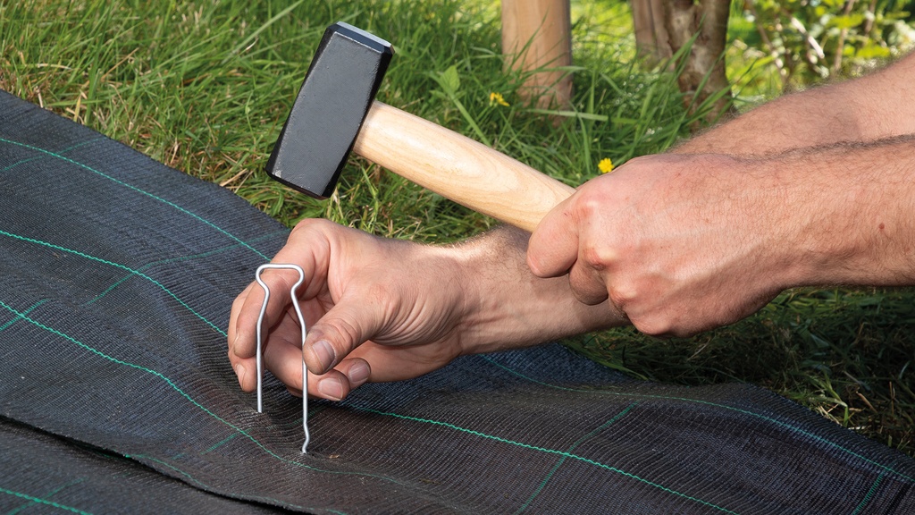 Agraffe GEOHIT U blank Wellenprofil 20x3x20 cm, 250 Stück