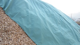 [137.550] Couverture de compost, 300 g/m², longueur 50 m, largeur 300 cm