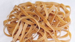 [203.355] Gummiringli ø 150 mm, Pack à 1 kg